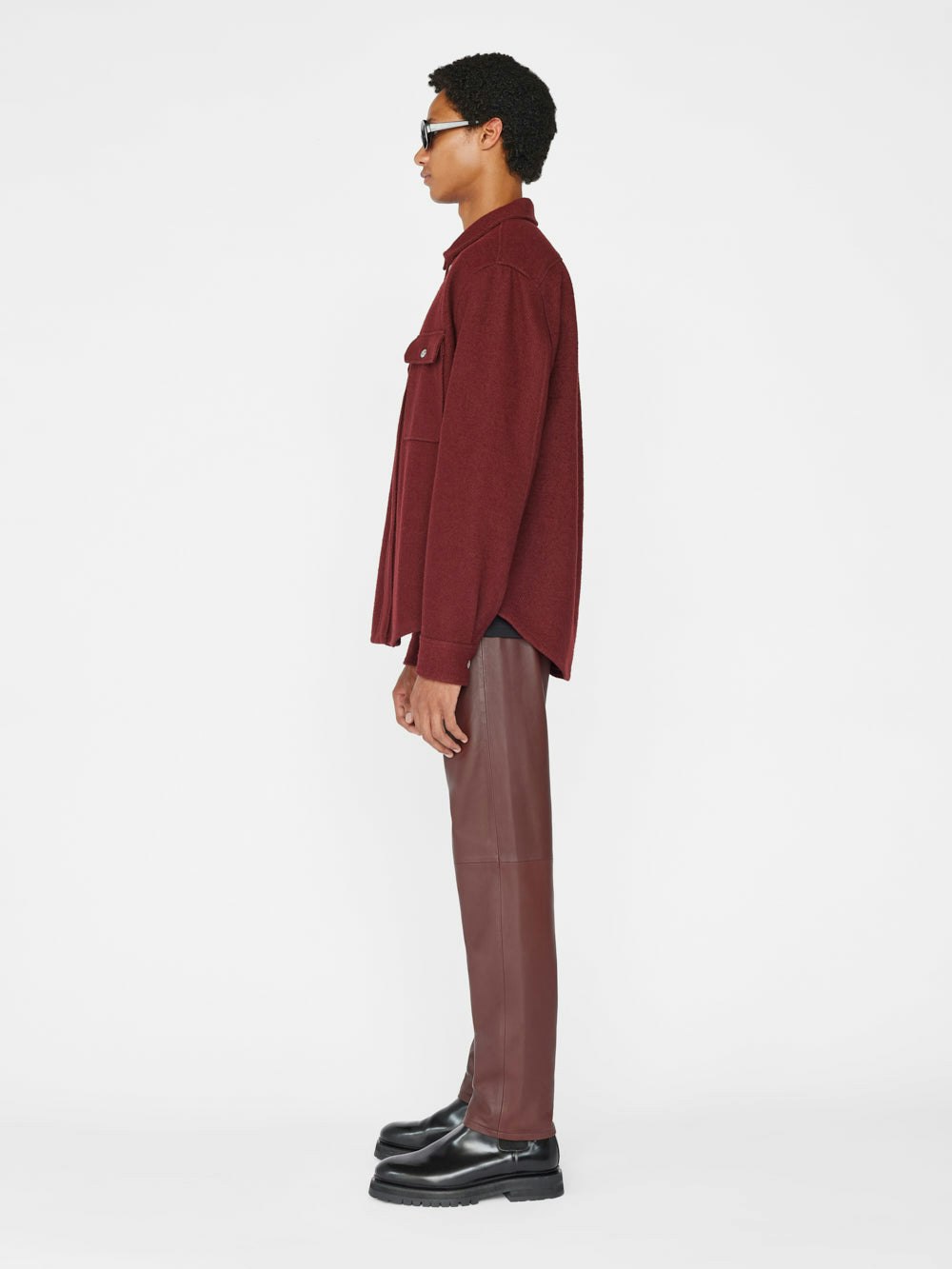 shirt side view alt:fit1